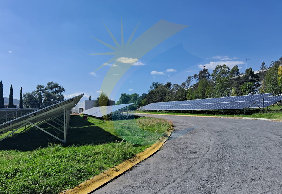 Messico Montaggio solare a terra 352KW